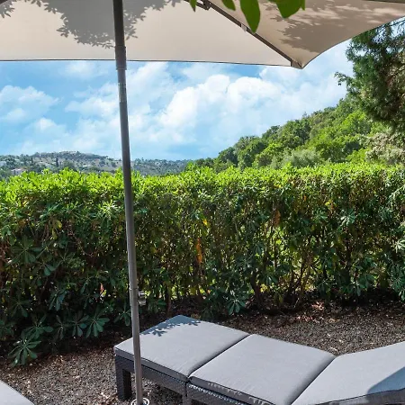 In A Location Holiday home Roquebrune-sur-Argens