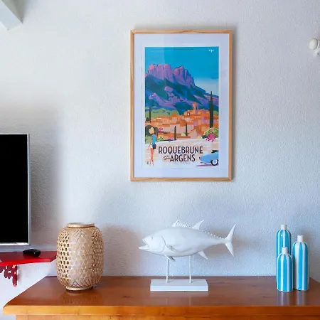 In A Location * Roquebrune-sur-Argens